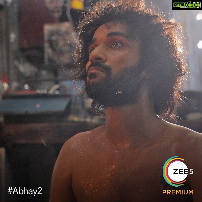Raghav Juyal Instagram - जागो , #TheRoadToJustice The full season of #AbhayOnZEE5 drops on 29th September @zee5premium @khemster2 @iamramkapoor @kenghosh19 @ashanegi @nidhisin @biditabag @chunkypanday @raghavjuyal @AsheemaVardaan @indraneilsengupta