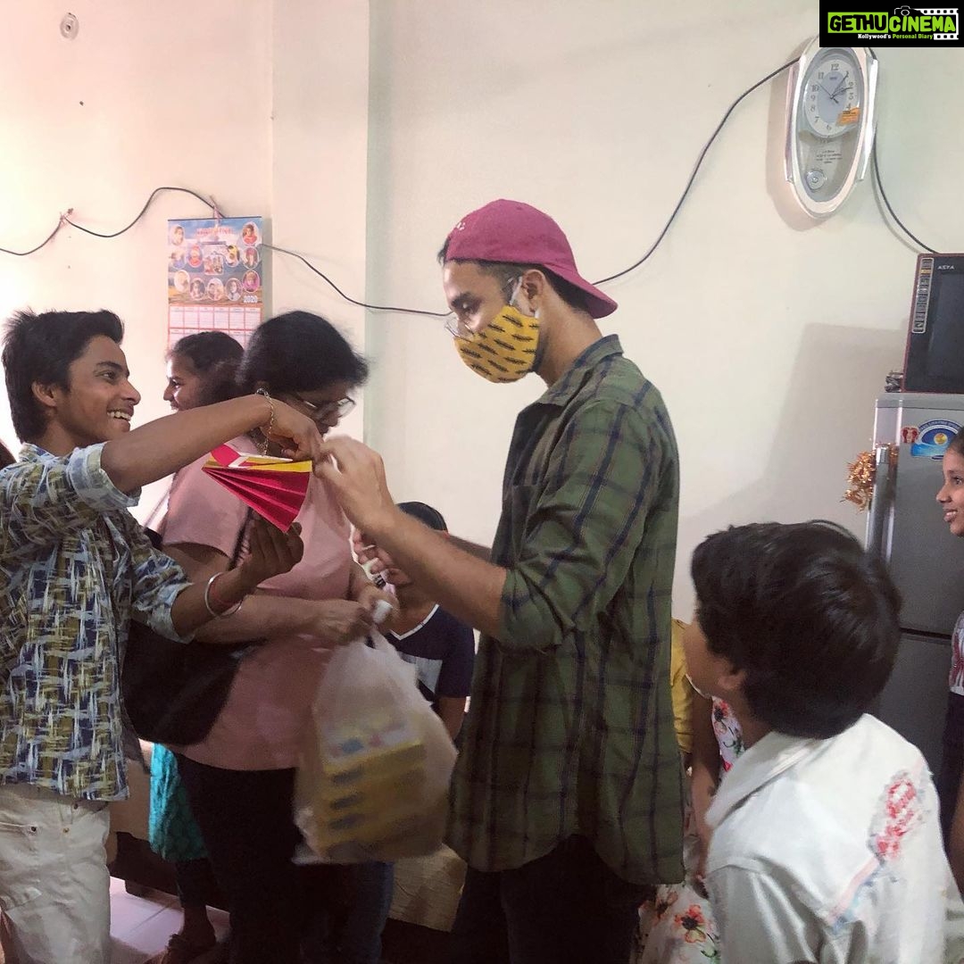 Raghav Juyal Instagram - @saheli_trust_dehradun Birthday with these angels , my best birthday ever , one of them is Mishti who is the most special for me , she is like a daughter to me , and I love them all ❤️❤️ Dehradun, देहरादून, Uttarakhand, India