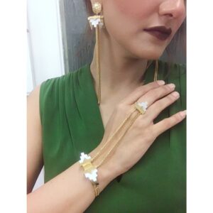 Ragini Khanna Instagram - #aboutlastnight  at NSCI 
Jumpsuit:- @swateesinghlabel 
Jewellery:- @azotiique 
Styled by:- @akankshasavanal 
M&u:- @gurpreet_ghura