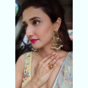 Ragini Khanna Instagram - #LFW2018 wearing my lovely @payalsinghal 💖🤗 jewellery courtesy @azotiique 😊😇