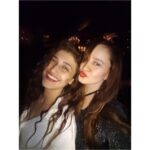 Ragini Khanna Instagram - She stained my cheek 💋 #birthdayshenanigans 🧚🏻‍♀️
