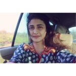 Ragini Khanna Instagram – #carfie #selfie found it difficult to lose the entitlement of clicking at least one during the trip 🧢💙 #india #travelstories #travelgrams #clickedbyme