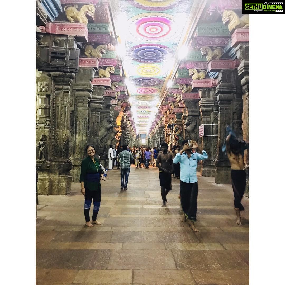 Ragini Khanna Instagram - माँ ♥️ #travelstories #travelgram #india #clickedbyme 👣