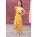 Ragini Khanna Instagram - Thank you @neetids for the experience 😊 in a @zooomberg outfit was fun to experience innocence 👶🏻 #aboutyesterday #ootd #traveldiary ☀️⭐️🌟✨🌼🌻