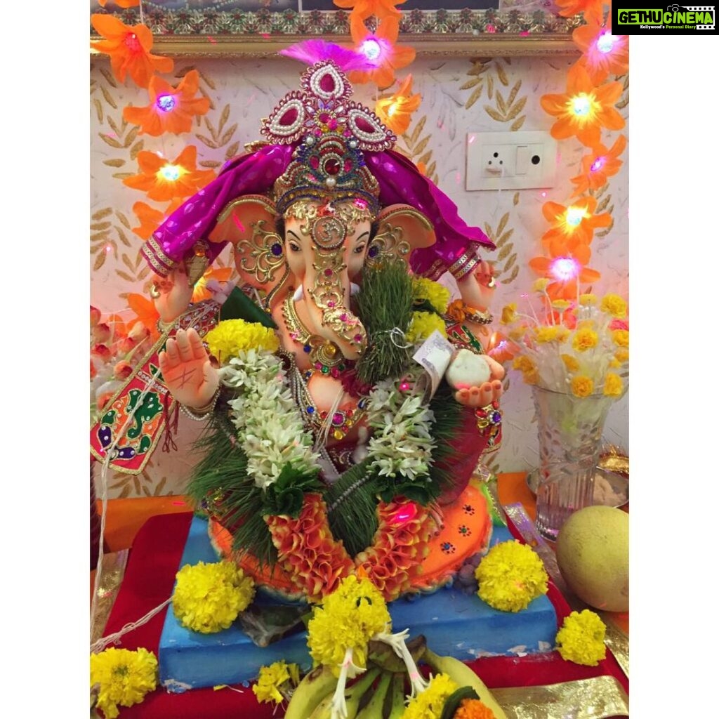Ragini Khanna Instagram - Ganesh Chaturthi ki aap sabko Hardik shubhkaamnaaye 🙏🏼 Ganpti Bappa Morya 🙏🏼