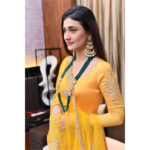 Ragini Khanna Instagram - Thank you @nikitakhattararya for your hospitality 🙏🏼 hope to see you soon #ootd #eventdiaries #delhi #fairytaleexhibition ☀️⭐️