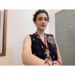 Ragini Khanna Instagram - Yesterday for Dadasaheb Phalke Icon Award Films 2022. Jewellery designed by @punittatrikha 💖