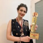 Ragini Khanna Instagram - Grateful 😇 blessed 💖 Dadasaheb Phalke Icon Award Films 2022. Versatile television actress & anchor. 🎥🎞