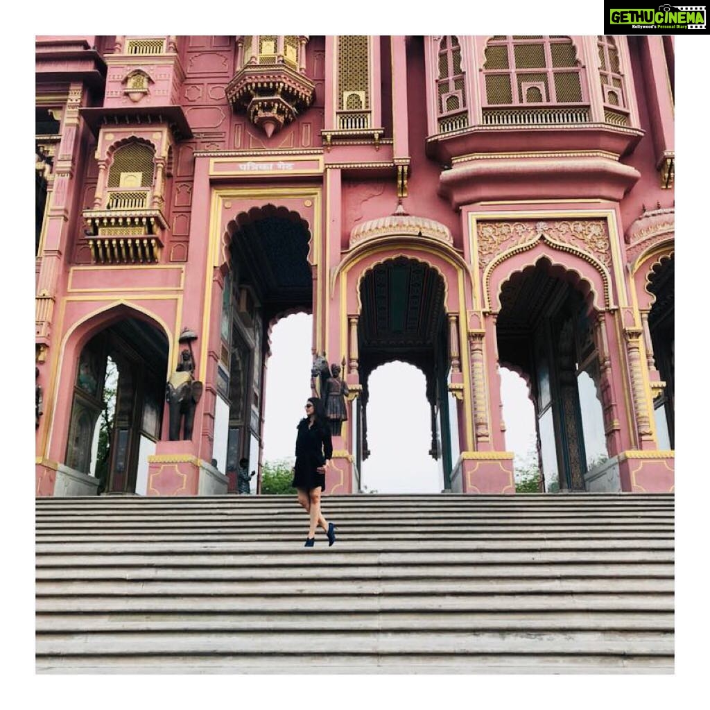 Ragini Khanna Instagram - Travel tales :)