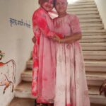 Rashami Desai Instagram - EXCITED FOR HOLI 23 ? . M just sharing glims from my world with u all lovelies 💖 . . #rashamidesai #rashamians #holifestival #holiday #shreenathji #kanha #spirituality #selflove #shiva #whatelseispossiblenow #immagical✨🧞‍♀️🦄 Nathdwara - the City of Shreenathji