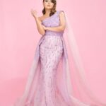 Rashami Desai Instagram - Mood : Main khiladi hoon ya khilona.. Kabhi teekhi kabhi namkeen hoon… . #rashamidesai #rashamians #immagical✨🧞‍♀️🦄 #love #heroine #buzz