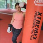 Rashami Desai Instagram - The path may seem difficult but the journey is what matters when done with ease, focus and faith 💪🏻 Ps : On loop listening to #shamsheratitletrack it really gives you that push 🥊 . #shamshera #mass #actionfilm @yrf #yrf . #rashamidesai #rashamians #immagical✨🧞‍♀️🦄 #fitness