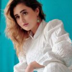 Rashami Desai Instagram - #Facts : She can be who & what she wants!! 🥰💝 . #rashamidesai #rashamians #immagical✨🧞‍♀️🦄