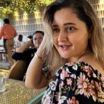 Rashami Desai Instagram - Sunday binge . @julietteristorante . #rashamidesai #rashamians #sundaying #weekendvibes #bohostyle Juliette Ristorante