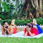 Rashami Desai Instagram – Yoga heals the soul 🧘🏻♀️❣️
.
Thank you @swaamiramdev for always being an inspiration to many and helping one and all to do #yoga!
.
#happyinternationalyogaday
#rashamidesai #immagical✨🧞♀️🦄