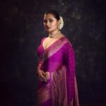 Rashami Desai Instagram - Traditional and more importantly feeling complete . . #rashamidesai #rashamians #diva #immagical✨🧞‍♀️🦄 #whatelseispossible #rythmicrashami💃 #love