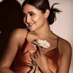 Rashami Desai Instagram - Good morning 🌻 . . #rashamidesai #rashamians #diva #love #instagood #immagical✨🧞‍♀️🦄 Radisson Blu Mumbai International Airport