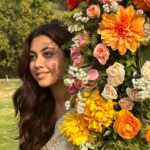 Reem Shaikh Instagram - when she smiled, the stars sparkled, the moon glowed, and the sun shined. the universe knew, how rare she was.