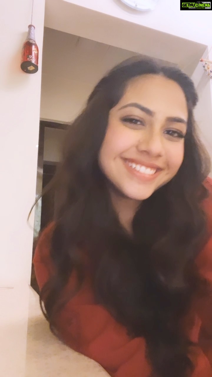 Reem Shaikh Instagram - Bas aaj thodi zyada nautanki ki…😛😋
