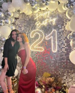 Reem Shaikh Instagram - Because we always find our way back to each other no matter what… ♾ I love you bub ❤️ happpppiest birthday @avneetkaur_13
