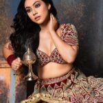 Reem Shaikh Instagram – In Frame :- @reem_sameer8 ♥️
.
Shoot Concept & Styled By:- @nehaadhvikmahajan @bridalsbynam 
.
💄MUA , Hair & Styling :- 
@nehaadhvikmahajan
.
MakeUp :- @myglamm 
.
📸:- @luvisrrani 
.
Outfit :- @rajgharana.rg 
.
Jewelery :- @omsons_bridal_store
.
#reemsameershaikh #reemshaikh #nehaadhvikmahajan #nammakeovers #bridalsbynam