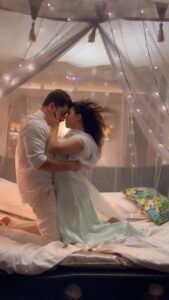 Reem Shaikh Instagram - Heartfelt thank you to all the fans and lovelies for loving the content and making our show in top 5 across channels digitally since the beginning and no.2 on @voot . A lot of #aakhi moments coming your way in tomorrows episode. Stay tuned and keep watching #fanaa 10.30pm mon-fri @colorstv Means a lot for loving the show and the entire cast of #fanaaishqmeinmarjawan #immj3 #fanaa #zainimam #reelkarofeelkaro #reelitfeelit #trendingreels #reels #explorereels