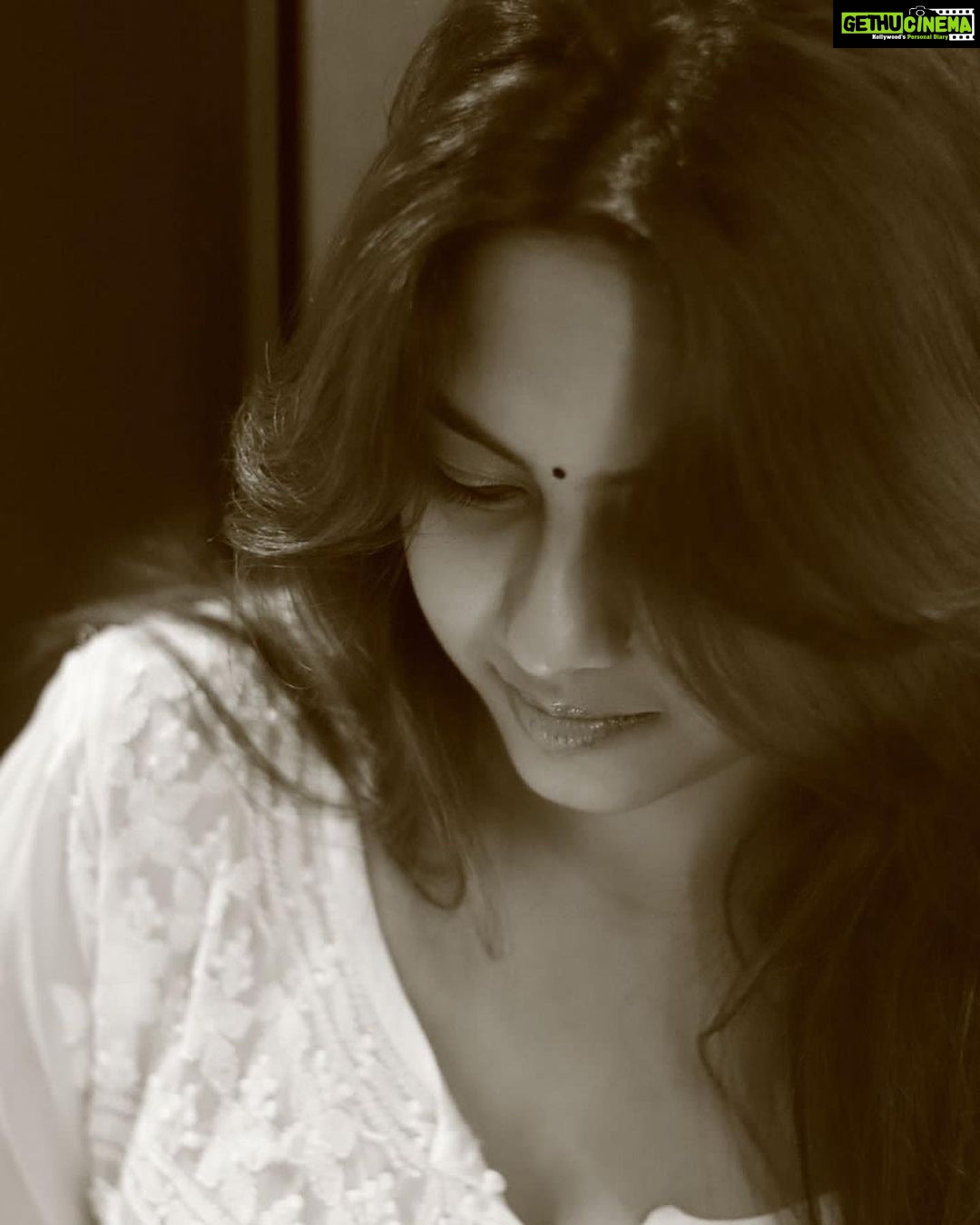 Reem Shaikh Instagram - The wound is the place where the light enters you. - Rumi