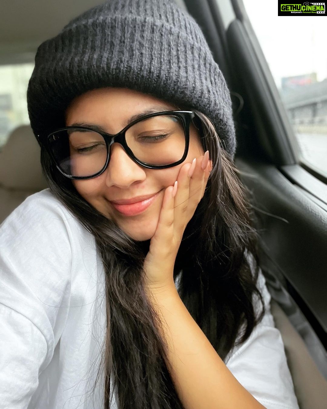 Reem Shaikh Instagram - Go easy on yourself…. 🤍