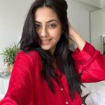 Reem Shaikh Instagram - Just the glow of self love ..❤️