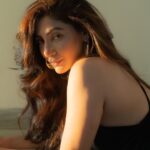 Reyhna Malhotra Instagram - Magic💫💫💫💫💫🌈 Cover me in sunshine ☀️