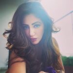 Reyhna Malhotra Instagram - Magic💫💫💫💫💫🌈 Khulti Zulfon Ne Sikhayee Mausamon Ko Shayaree, Jhukti Aankhon Ne Bataya Maikashi Kya Cheez Hai