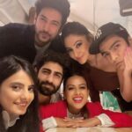 Reyhna Malhotra Instagram – Magic💫💫💫💫💫🌈
Love ❤️ @niasharma90 @amrin15 @rrahulsudhir @gautam.sharma13 @shivin7