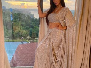 Reyhna Malhotra Instagram - Magic💫💫💫💫💫🌈
Last night I lost the world and gained the universe ❤️