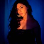 Reyhna Malhotra Instagram - Magic💫💫💫💫💫🌈 Blue is the everlasting colour appointed by the deity to be a source of delight Agreed 2021 will be that 🙏🧿