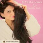 Reyhna Malhotra Instagram - Magic💫💫💫💫💫🌈 Jab chotti behan Kamal karde Created her own brand #manetraa Ayurvedic hair oil , and being an influencer is her trade along with her job super proud ME😘❤️🧿 #Repost @drmanisshapandit with @get_repost ・・・ Super excited to go "LIVE" this noon with this step by explanation of how you can stimulate the pressure points on your face and scalp with the right technique and the right product, ofcourse. Ayurveda is indeed one of the most ancient Indian practices that still hasn't received enough credit for the wealth of knowledge it has empowered most of us for whom the "Conventional" Medicine failed to really do any good (Modern Coventional Medicine only and only caters to manage the signs and symptoms without actually treating the root cause of a disease). In today's video, I explain how stimulating certain pressure points on our face and scalp can result in healthier scalp so you all can be empowered to dream of having the Hair of your dreams 💕 #cagetheage💚