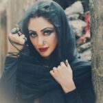 Reyhna Malhotra Instagram - Magic💫💫💫💫💫🌈 I don’t and I don’t want to project any image of myself , I am who I am “naked and I dare to bare “ Parda nahin hai hum Prada waale hain 🙊🤣 (bad one i know)