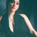 Reyhna Malhotra Instagram – Magic💫💫💫💫💫🌈
In the darkest she dared