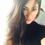 Reyhna Malhotra Instagram – Magic 💫💫💫💫💫🌈 Muskkkyyy within