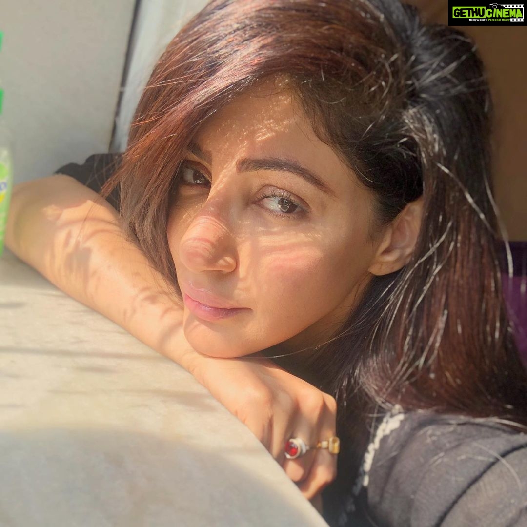Reyhna Malhotra Instagram - Magicπ«π«π«π«π«π Alone but not lonely πβ€οΈπ