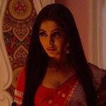 Reyhna Malhotra Instagram – Magic💫💫💫💫💫🌈
Love wearing a character ❤️😇
Manmohini 2.0 @lsdfoums @zeetv
#mohini #sunanda