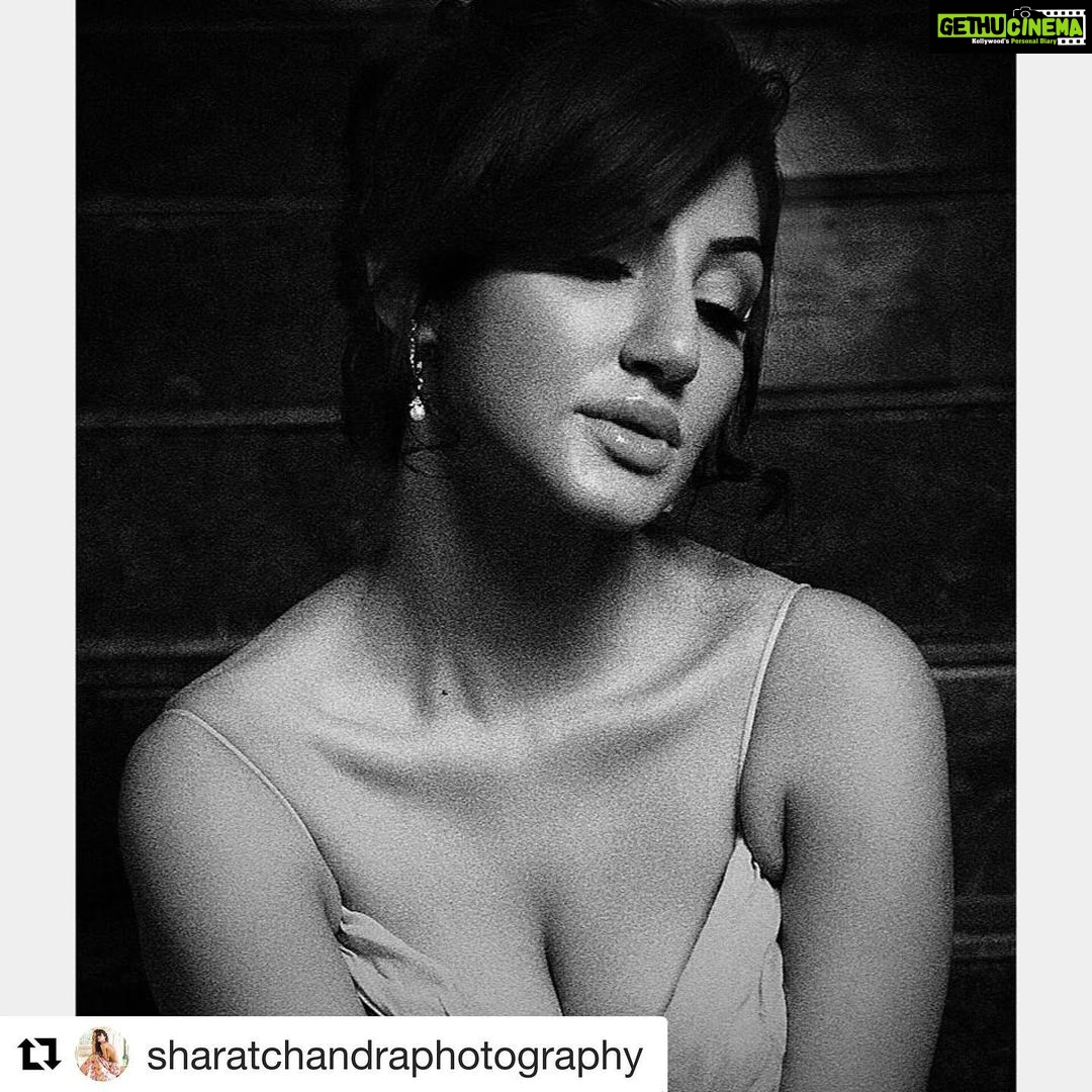 Reyhna Malhotra Instagram - Magicπ«π«π«π«π«π #repost