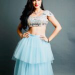 Reyhna Malhotra Instagram – Magic💫💫💫💫💫🌈
Hmmmmmm  #Indian 
Beautiful dress @ Nikkishaaoffical