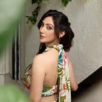 Reyhna Malhotra Instagram - Magic💫💫💫💫💫🌈 Shot by @photographybyafn Styled by @aesana0710 Makeup by @makeup_jockey Hairstyling by @isha_hmua Outfit courtesy @aadews__ @maverick.communication01 Jewellery @rubans.in Location courtesy @roofberriesbandra @maverick.communication01 Roofberriesbandra