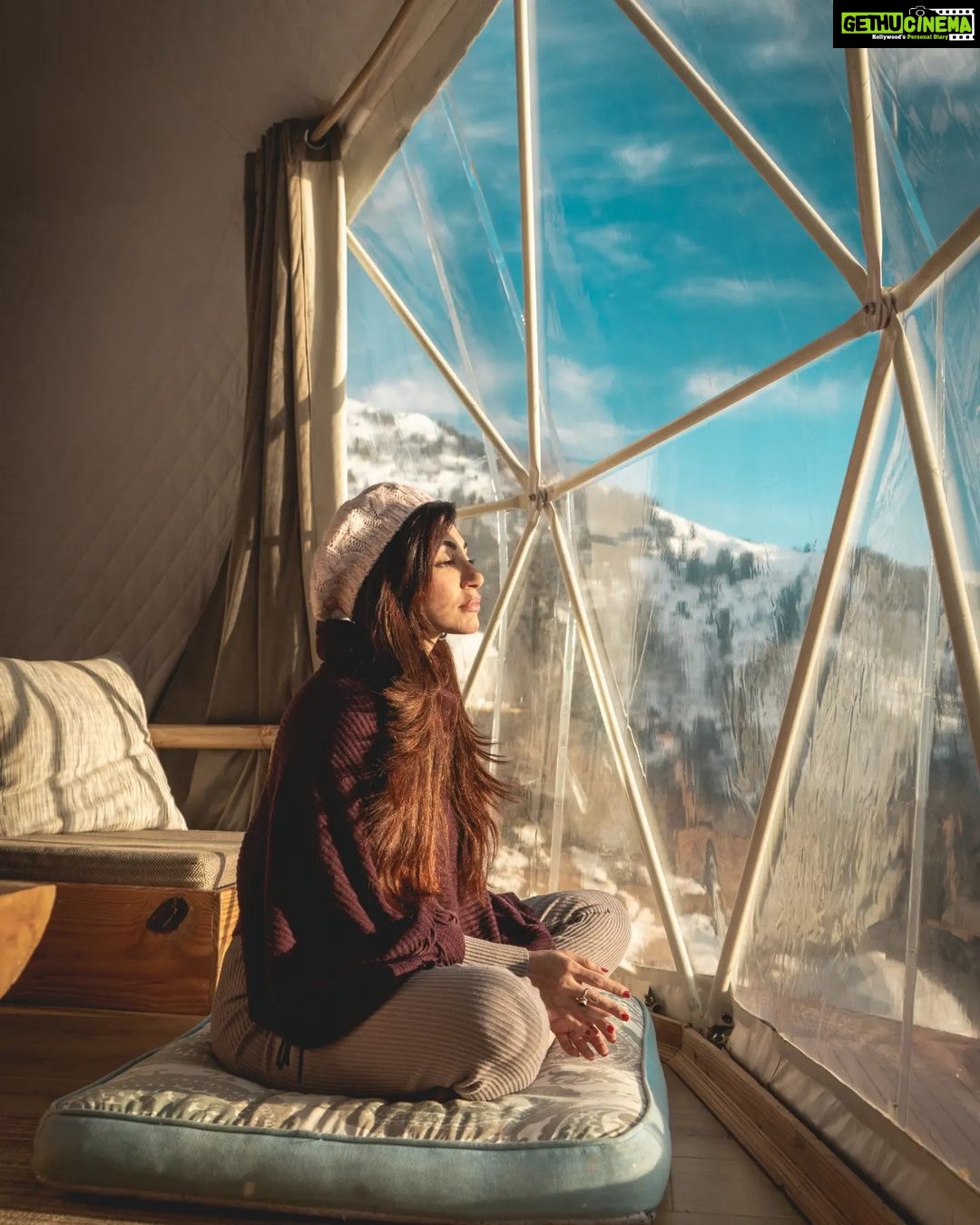 Reyhna Malhotra Instagram - The winter views from @glampeco in Manali giving the Swiss alps a tough competition. What do you guys think ? Let me know in the comments below . . . . 📷 - @abhizhit . . #mountains #glamping #winters #snow #himachal #manali Manali, Himachal Pradesh