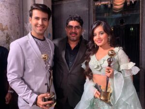 Rhea Sharma Instagram - Because the best things happen when we don’t expect much !
It’s not just an award but a token of love from you guys. Can’t thank much the amazing audiences and fans who’ve been following our show and loving our work religiously . All gratitude to you guys and most importantly @rajan.shahi.543 Sir for narrating a story that touches our soul. Congratulations to my wonderful costars  @ritvik_arora and @shaheernsheikh #yehrishteyhainpyaarke #goldawards2019