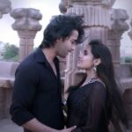 Rhea Sharma Instagram - The soulful “Dheere Dheere se” track is finally here ! And guess who Abir is dreaming about 🙈 Keep watching Yeh Rishtey Hain Pyaar ke at 10 pm ! 😇🙏🏻 @starplus @shaheernsheikh #mishir