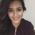 Rhea Sharma Instagram - Looking forward to 11th April ! #vivoipl #starplusticket2cricket @starplus