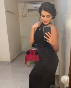Rhea Sharma Instagram - My love for black never dies.. #blackdress #evening #style 
Makeup by @arbaz.shaikh.5141