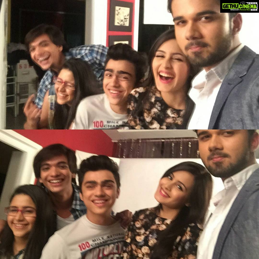 Rhea Sharma Instagram - #IKNMP throwback #peoplefallingover 😂