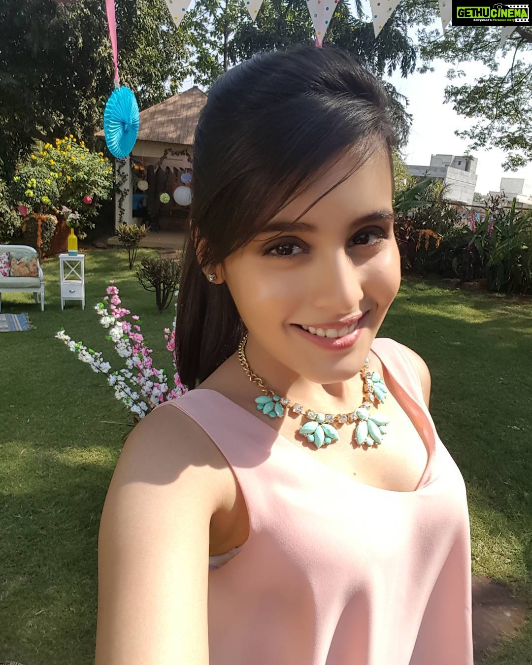 Rhea Sharma Instagram - Beautiful location. Beautiful weather. #perfecto#awesomeness#shoot#nofilter #imlovinit